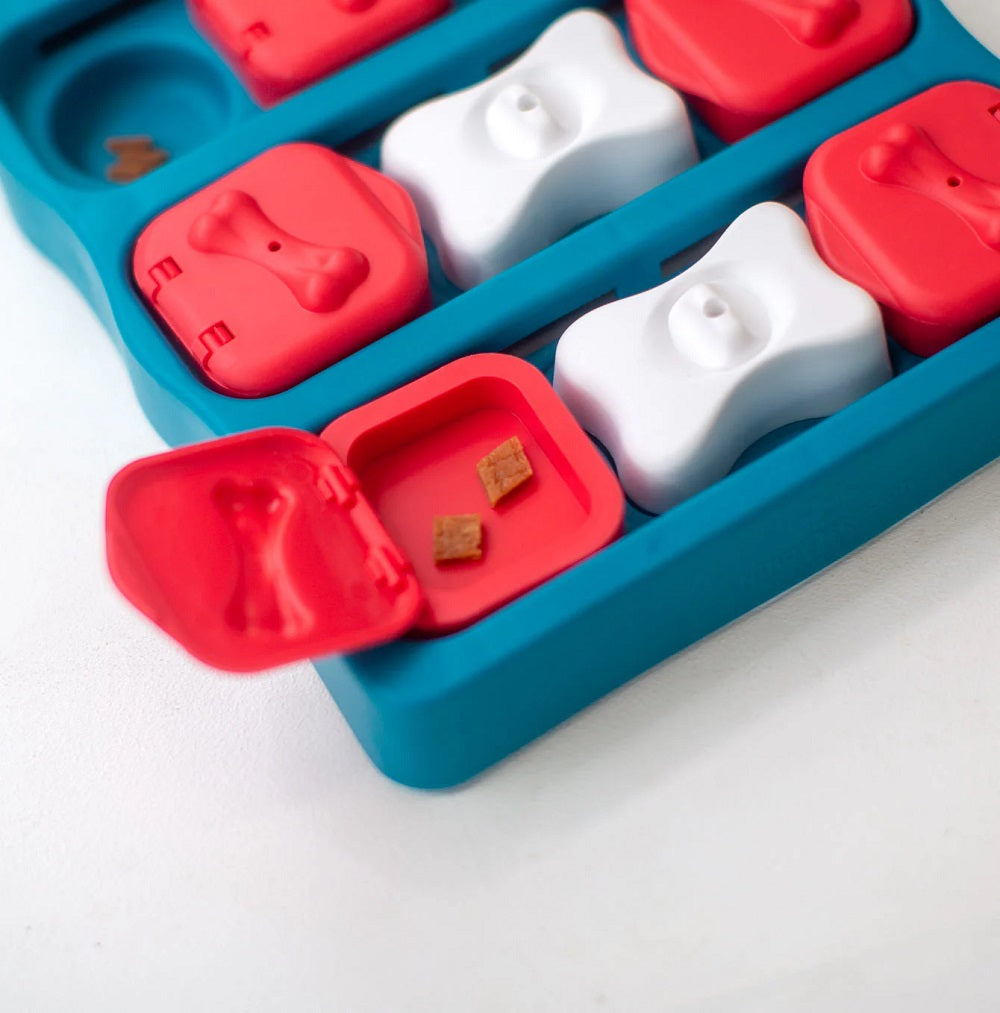 Dog Brick – Interactive Treat Puzzle Toy